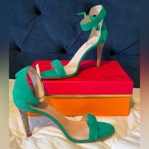 BNIB Kate Spade Isa Emerald Suede Jeweled Pump 9